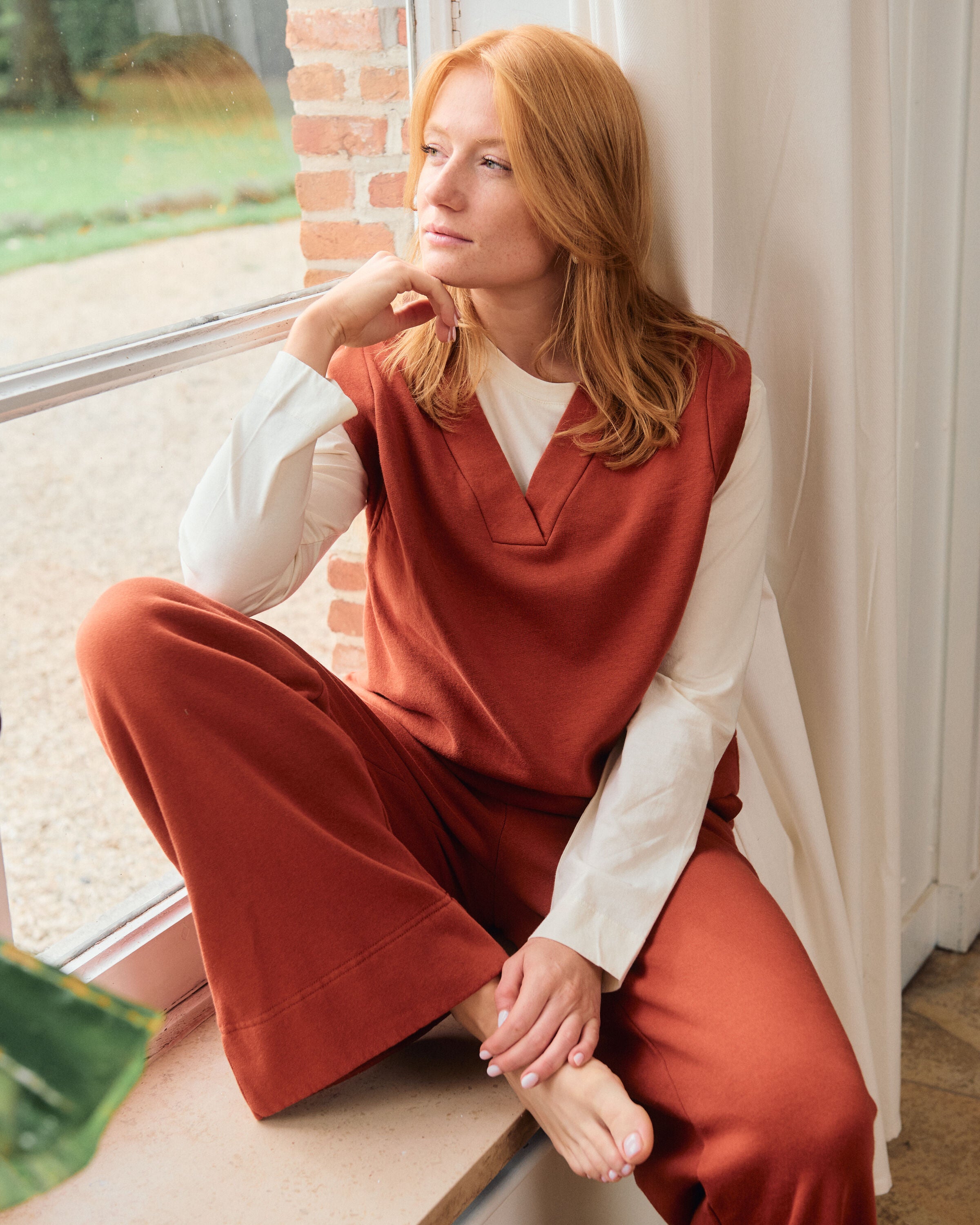 Ada sweater vest| cotton | henna