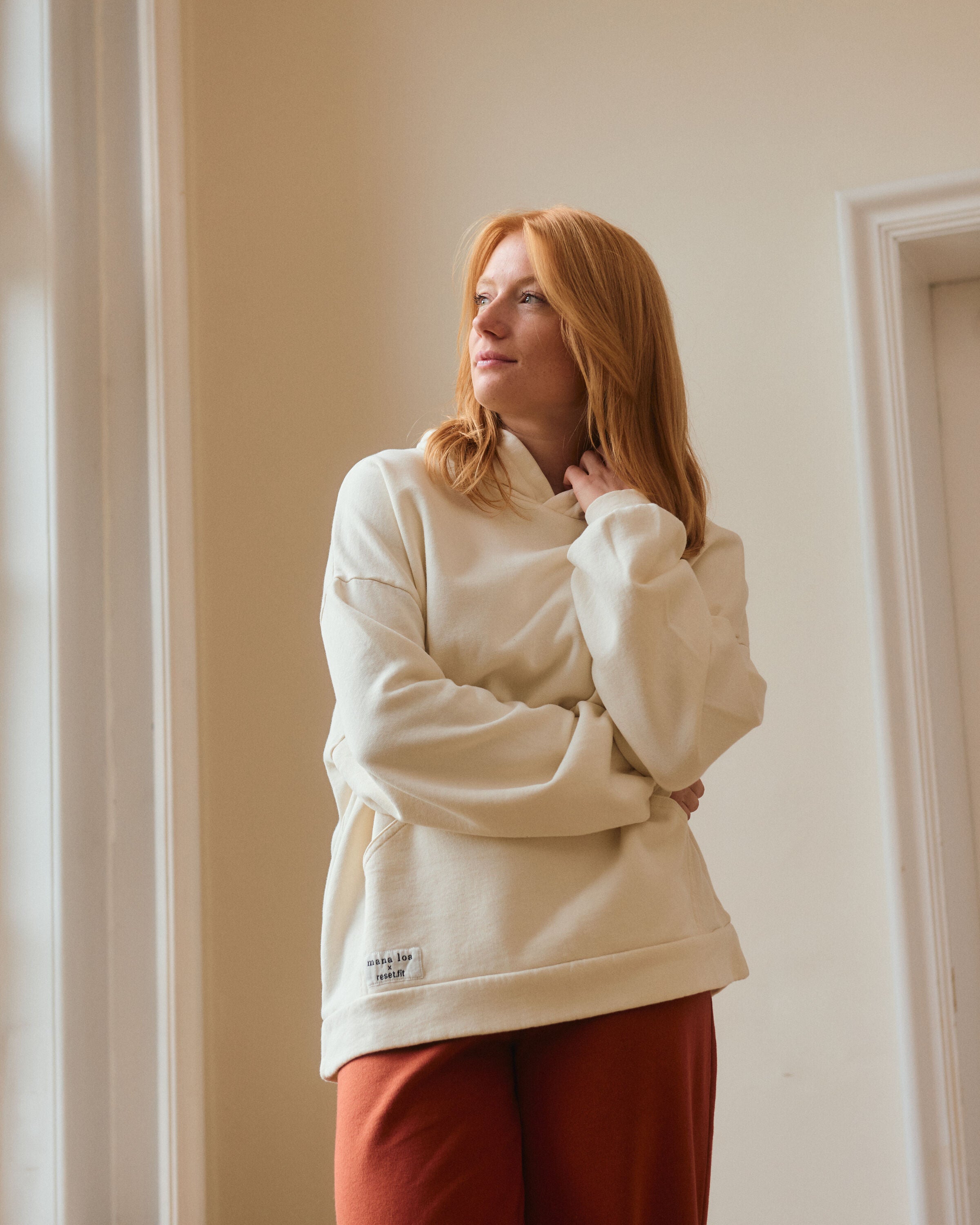 mana loa x reset.fit feelgood hoodie | cotton | ecru 01