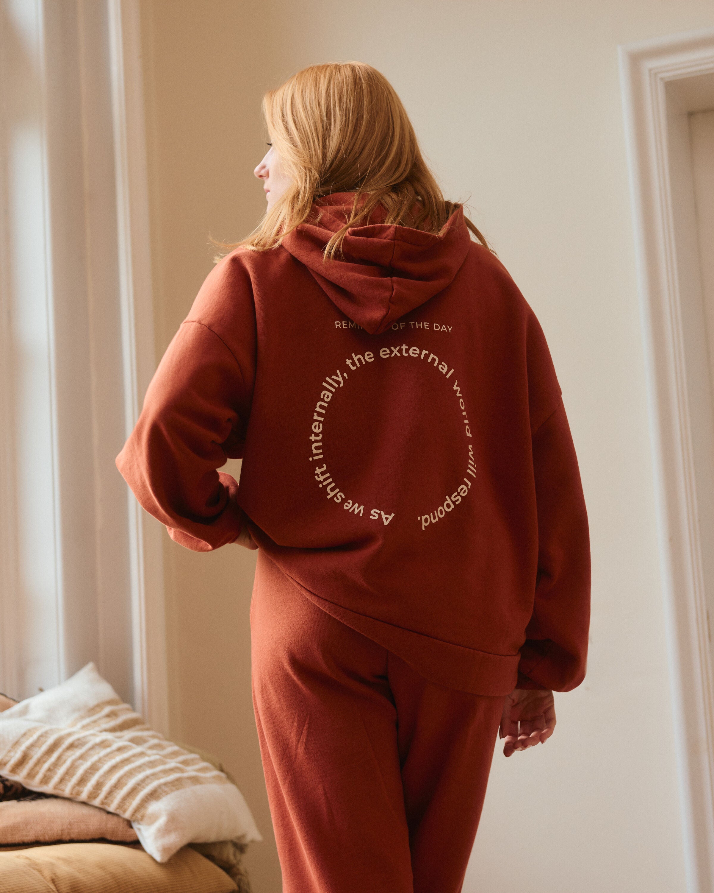 mana loa x reset.fit feelgood hoodie | cotton | henna 01