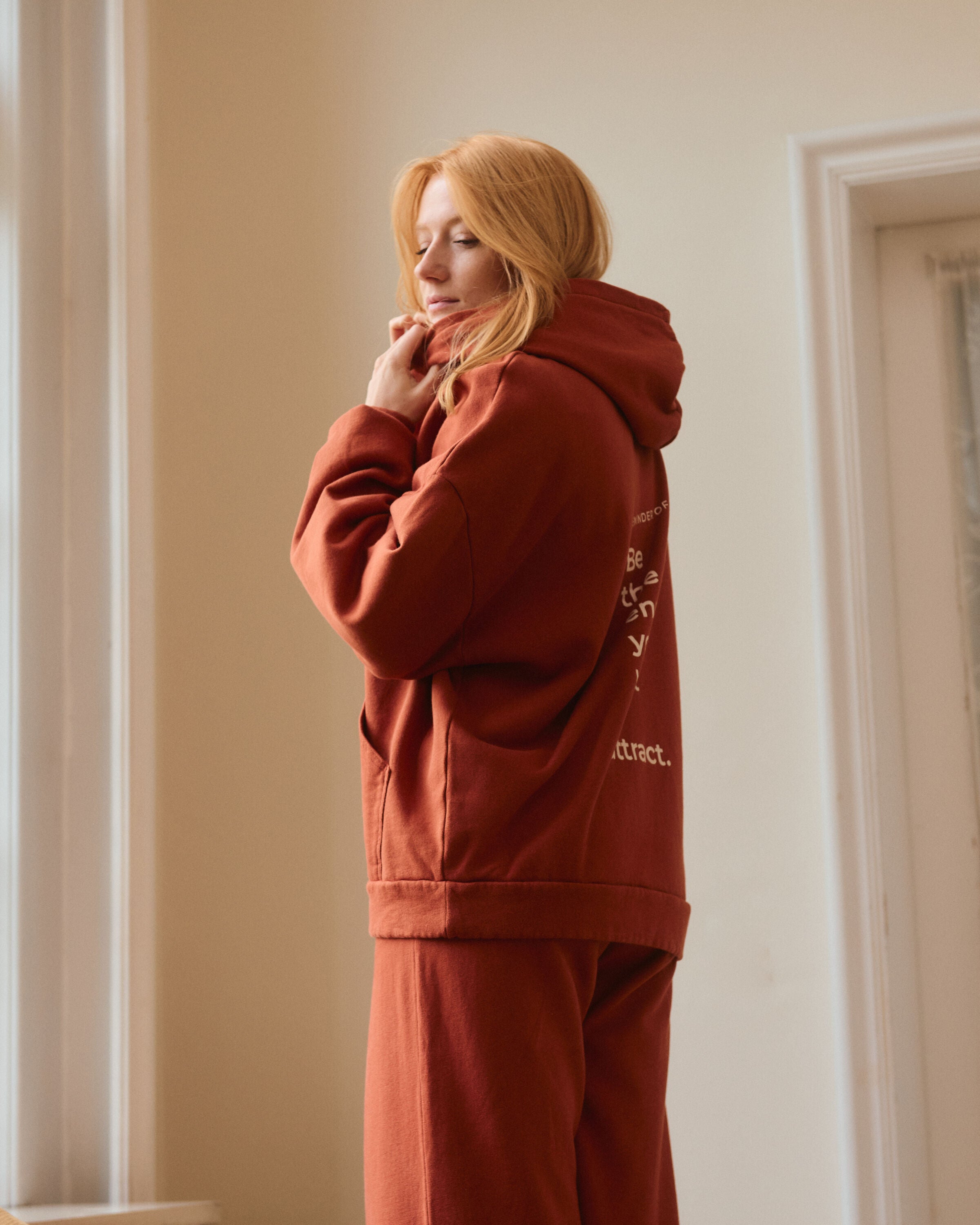 mana loa x reset.fit feelgood hoodie | cotton | henna 02