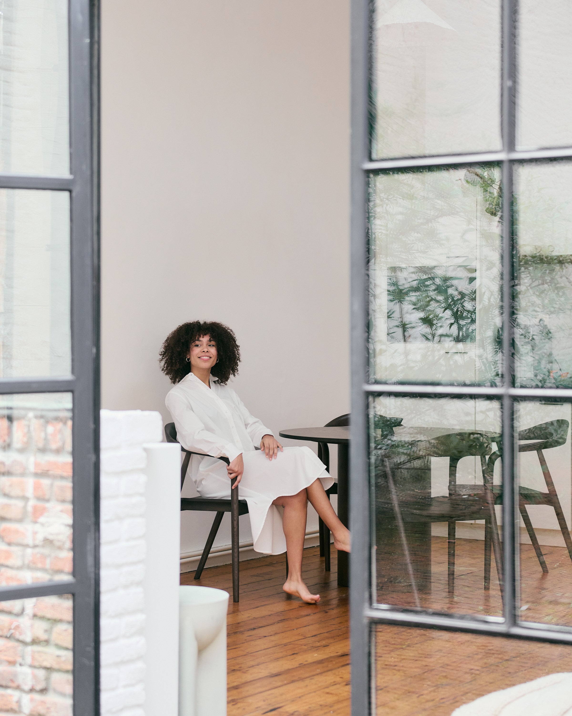 Comfortable and light offwhite organic cotton shirtdress.