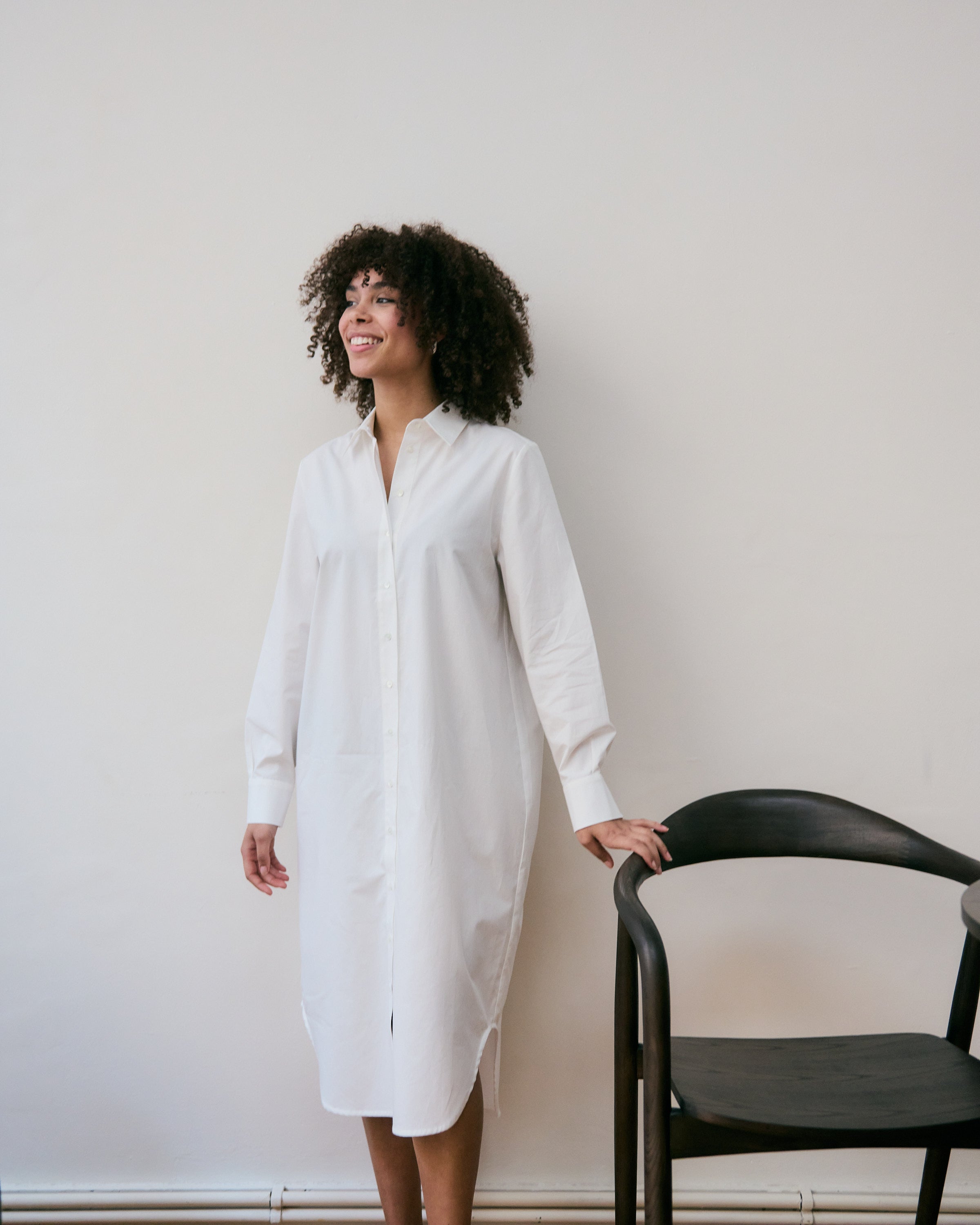 Comfortable and light offwhite organic cotton shirtdress.