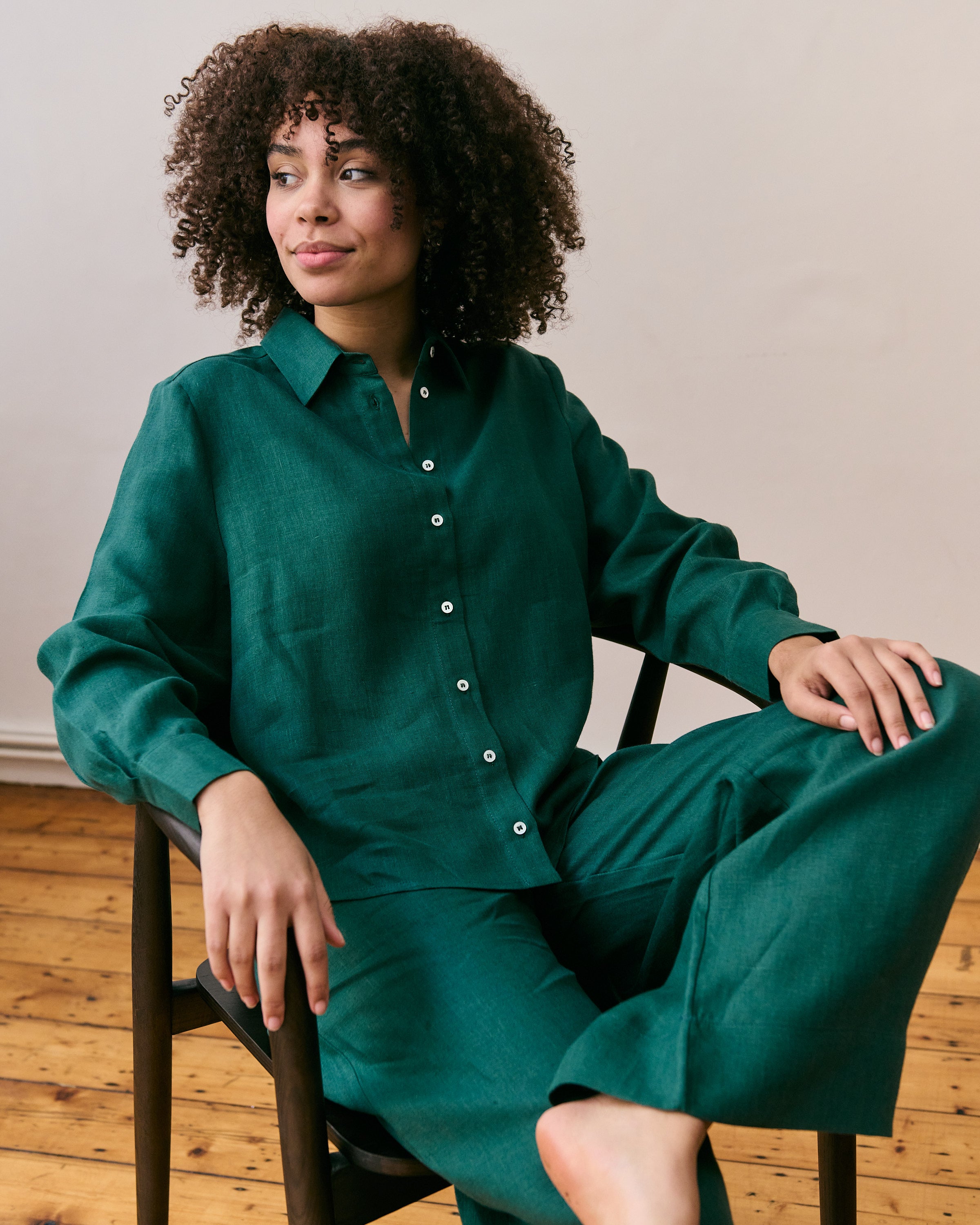 Comfortable green linen trousers and shirt made from 100% Belgian linen.